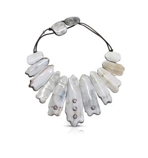 Polished Light Horn Collar