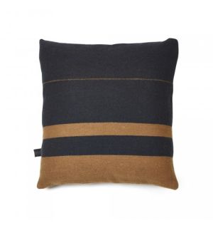 Oscar Pillow